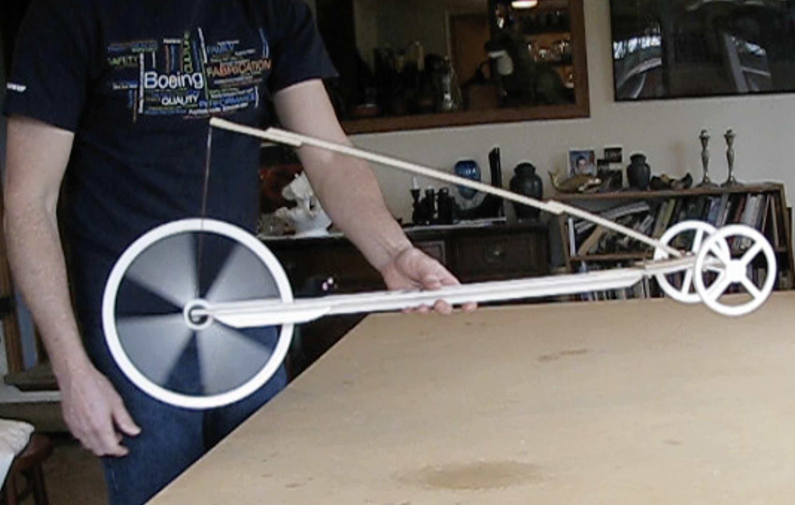 3] How to Make a Long Distance Mousetrap Car - DIY 